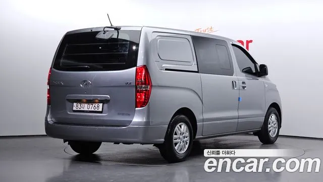 Hyundai Starex 2020 thumb 2