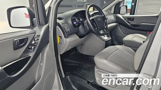 Hyundai Starex 2020 thumb 10