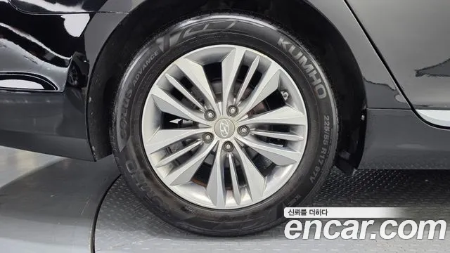 Hyundai Grandeur 2015 thumb 5