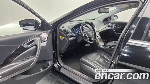 Hyundai Grandeur 2015 thumb 10