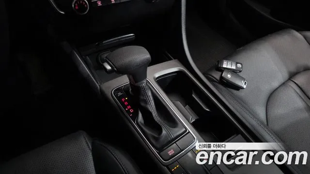 Kia K5 2017 thumb 8