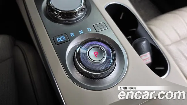 Genesis GV70 2022 thumb 9