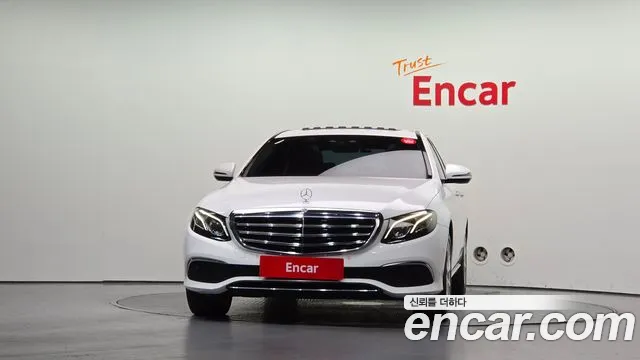 Mercedes-Benz E-Класс 2017 thumb 3