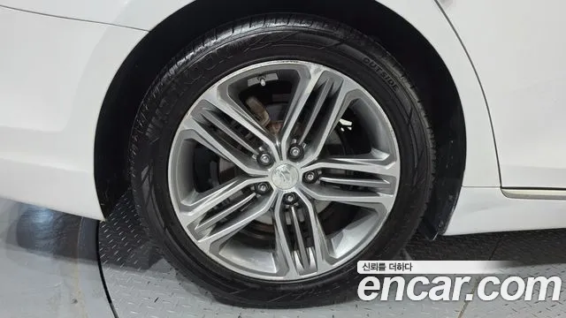 Hyundai Grandeur 2017 thumb 5