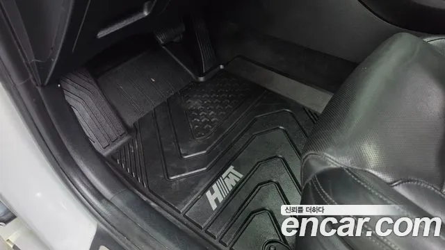 Hyundai Grandeur 2017 thumb 11
