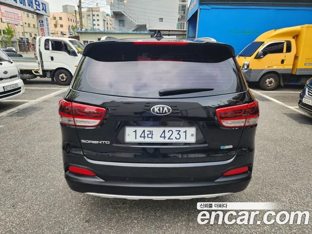 Kia Sorento 2017 thumb 6