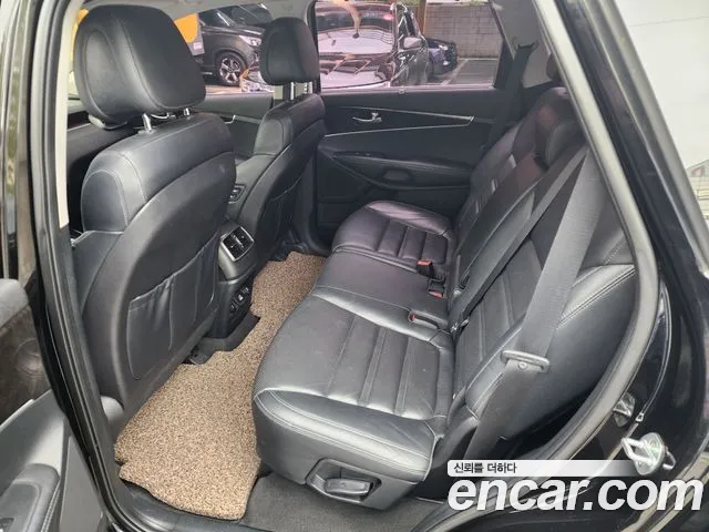 Kia Sorento 2017 thumb 9
