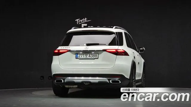 Mercedes-Benz GLE 2024 thumb 4