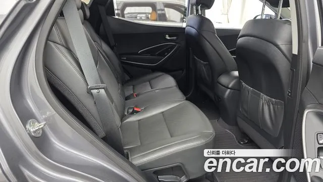 Hyundai Santa Fe 2016 thumb 11