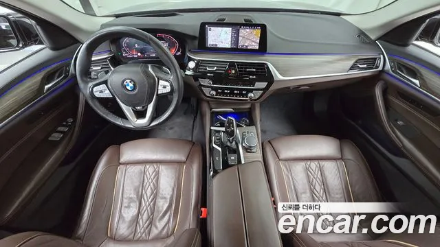 BMW 5-Series 2020 thumb 7