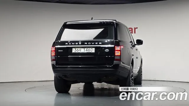 Land Rover Range Rover 2017 thumb 3