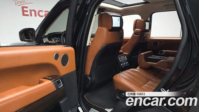 Land Rover Range Rover 2017 thumb 11