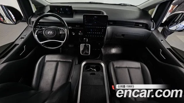 Hyundai Staria 2021 thumb 7
