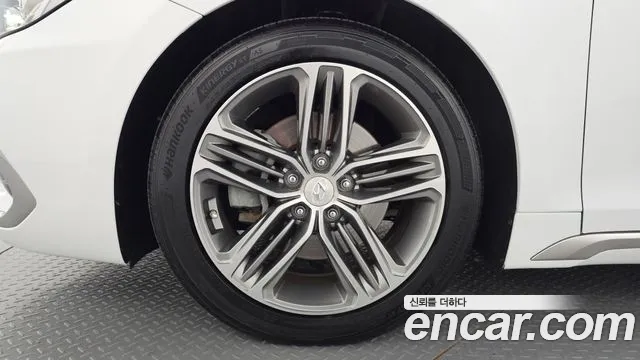 Hyundai Grandeur 2017 thumb 5