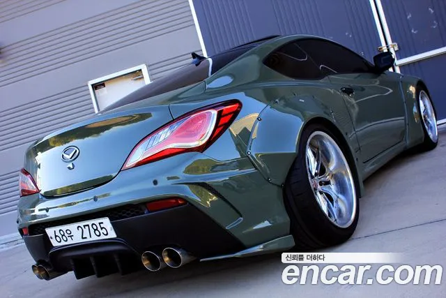 Hyundai Genesis 2011 thumb 4