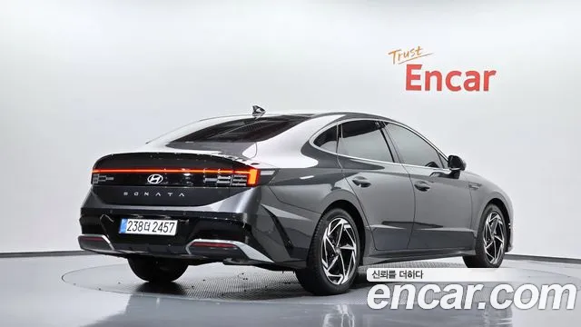 Hyundai Sonata 2025 thumb 2