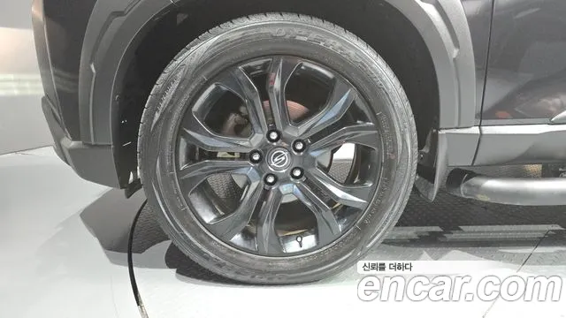 KG_Mobility_Ssangyong Rexton 2022 thumb 5