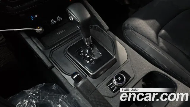 KG_Mobility_Ssangyong Rexton 2022 thumb 9