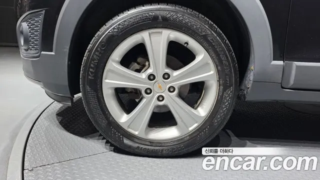 ChevroletGMDaewoo Captiva 2013 thumb 5
