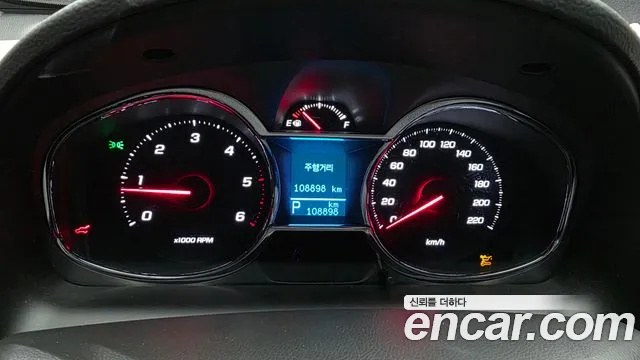 ChevroletGMDaewoo Captiva 2013 thumb 8