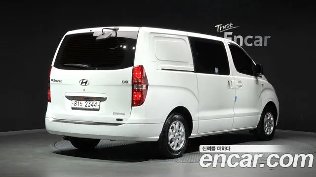 Hyundai Starex 2013 thumb 2