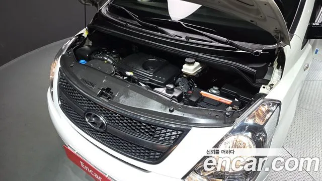Hyundai Starex 2013 thumb 6
