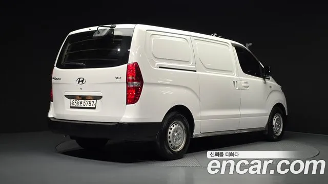 Hyundai Starex 2018 thumb 2