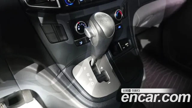 Hyundai Starex 2018 thumb 9