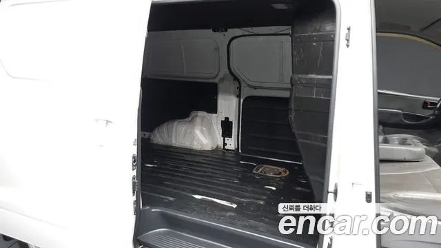 Hyundai Starex 2018 thumb 12