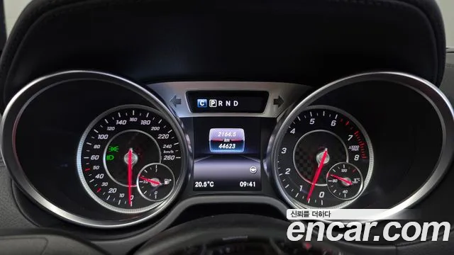 Mercedes-Benz SL-Класс 2017 thumb 8