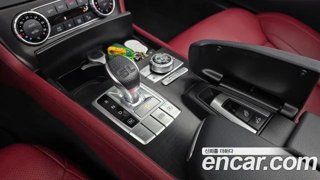 Mercedes-Benz SL-Класс 2017 thumb 9
