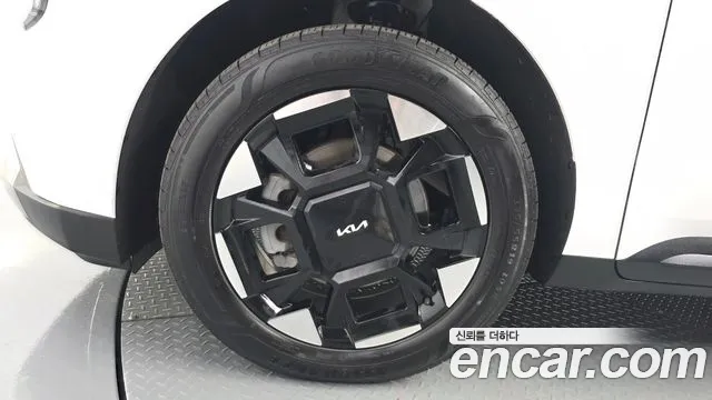 Kia Carnival 2025 thumb 4