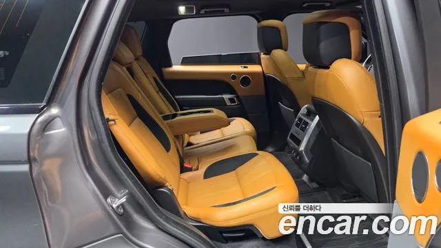 Land Rover Range Rover Sport 2019 thumb 12