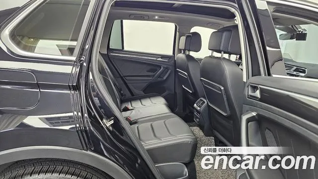 Volkswagen Tiguan 2020 thumb 12
