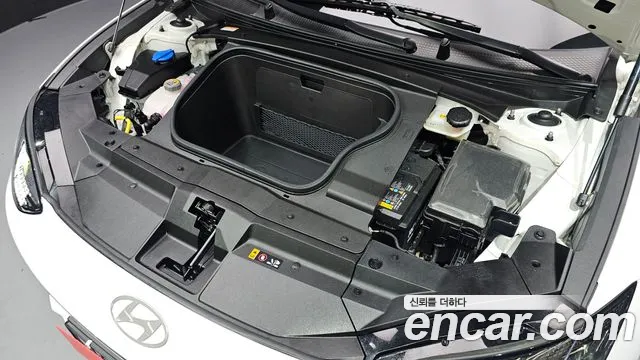 Hyundai IONIQ 6 2023 thumb 6