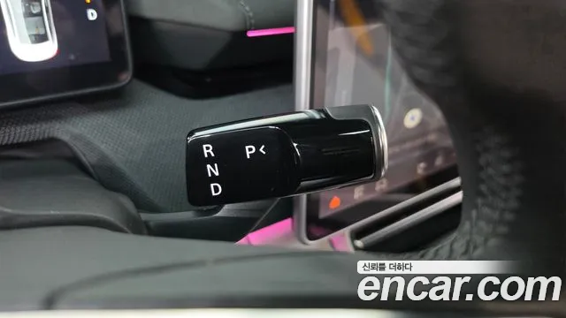 Polestar 4 2025 thumb 9