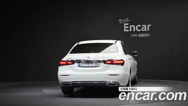 Mercedes-Benz E-Класс 2021 thumb 4