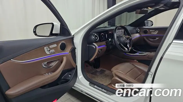 Mercedes-Benz E-Класс 2021 thumb 10