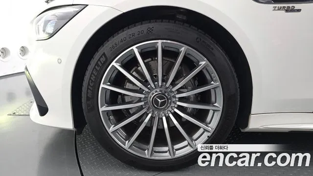 Mercedes-Benz AMG GT 2021 thumb 5