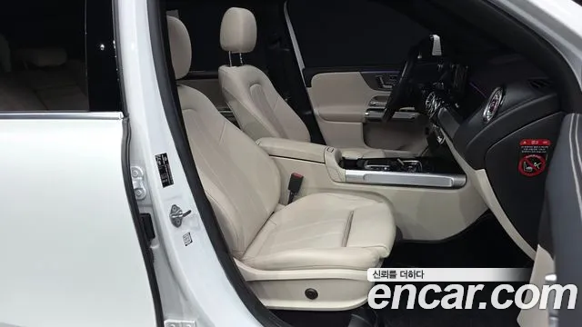 Mercedes-Benz GLB 2022 thumb 10