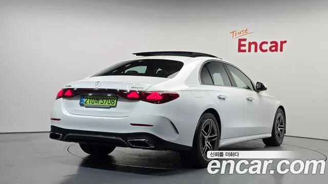 Mercedes-Benz E-Класс 2026 thumb 2