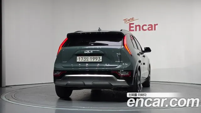Kia Niro 2022 thumb 4