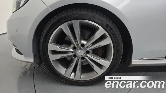 Mercedes-Benz E-Класс 2015 thumb 5