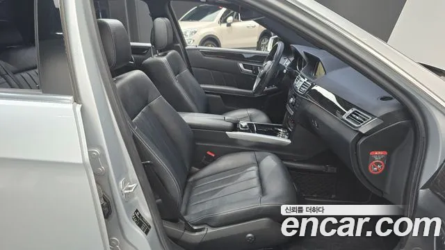 Mercedes-Benz E-Класс 2015 thumb 11