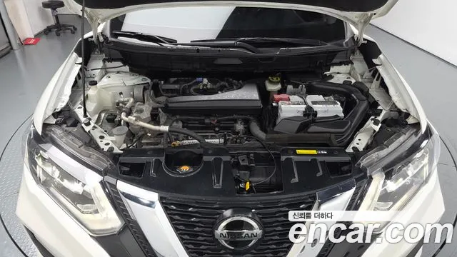 Nissan X-Trail 2018 thumb 6