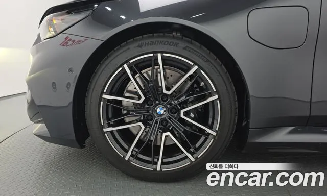 BMW M5 2026 thumb 5