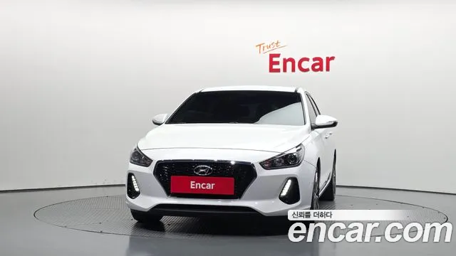 Hyundai i30 2017 thumb 3