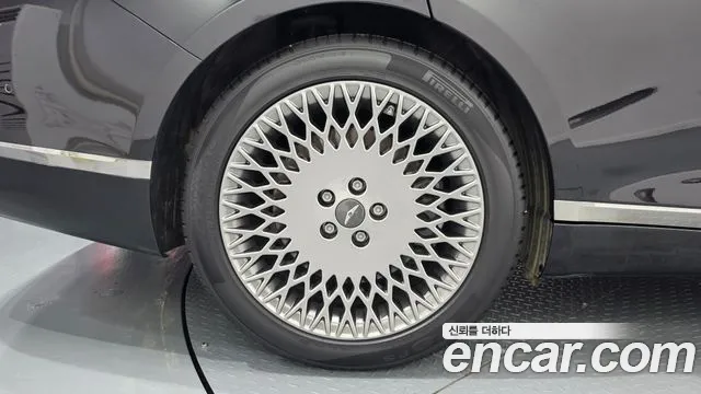 Genesis G80 2022 thumb 5