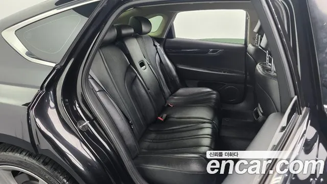 Genesis G80 2020 thumb 10