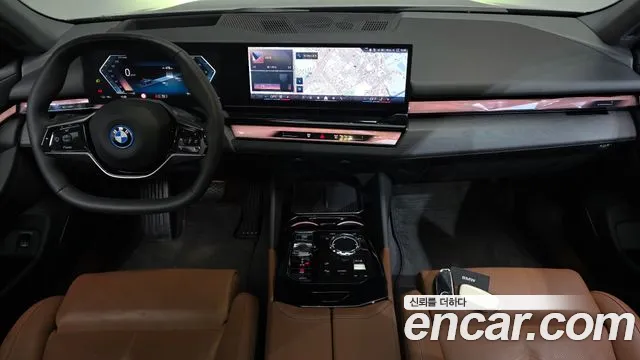 BMW i5 2024 thumb 6
